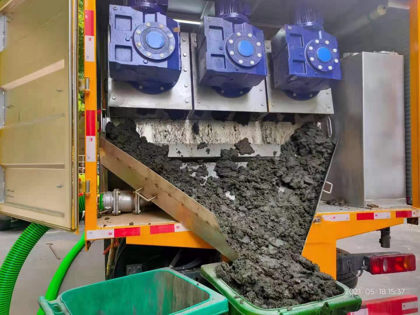 干驿镇化粪池清掏城市维护站-泥浆净化干湿分离处理